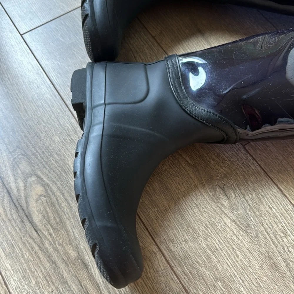 hunter boots with socks